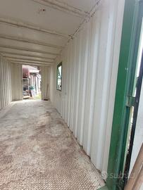 Container