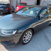 Audi A4 Avant 40 TFSI S tronic Business Advanced