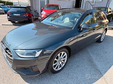 Audi A4 Avant 40 TFSI S tronic Business Advanced