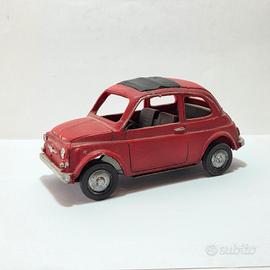 Modellino auto Fiat 500 metallo verniciato rosso