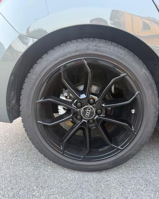 4 Cerchi in lega con gomme