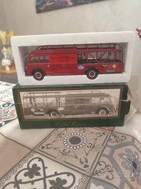 Automodello Ferrari Old Cars con scatola