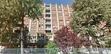 2 LOCALI A MILANO