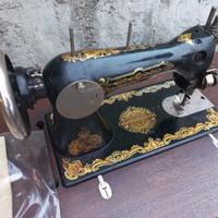 Macchina da cucire vintage