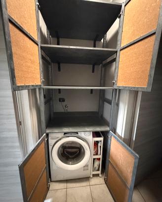 Mobile scaffale
