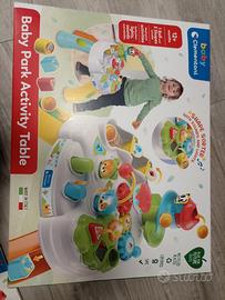 Baby park activity table 