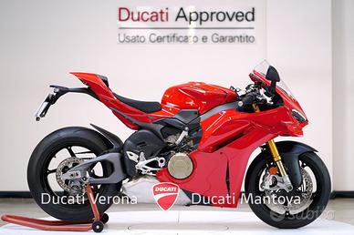 Ducati Panigale V4 S solo 8 km.