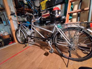 Tandem bicicletta