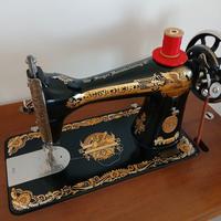 Macchina da cucire  Singer da collezione.