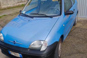 AUTOVETTURA FIAT 600 PROPRIETARIO UNICO 