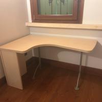 Scrivania angolare moderna