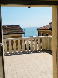 Attico con terrazza sul mare a porto recanati