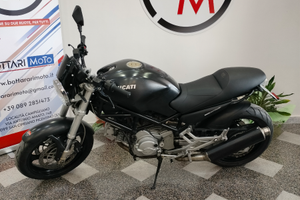 Ducati Monster 620 dark