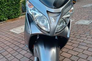 Suzuki Burgman 400 - 2010