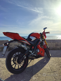Yamaha yzf r 125