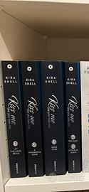 Kiss me like you love me- Kira Shell(completa)