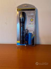 NOVALINE LED FLASH LIGHT GRANDE RICARICABILE 300 L