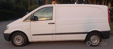 Mercedes vito 111
