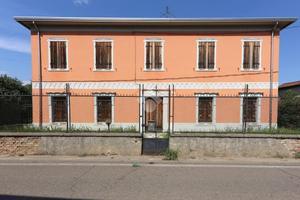 VILLA SINGOLA A ROVERBELLA