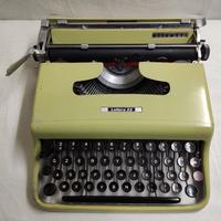 Macchina da scrivere Olivetti Lettera 22 prima ser