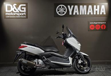 Yamaha X-Max 250