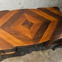 Scrivania e libreria antica