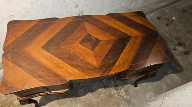 Scrivania e libreria antica