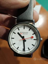 Orologio MONDAINE quarzo .
