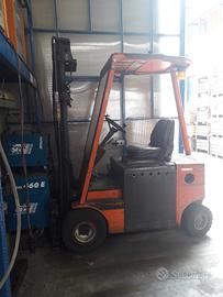 Carrello elevatore elettrico a batteria LUGLI