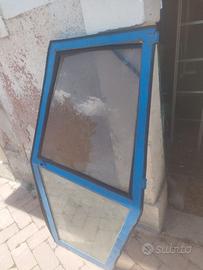 Porta per gabina trattore