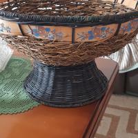 cesto in vimini fatto a coppa 