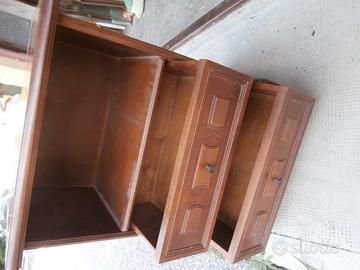 Mobiletto comodino in legno