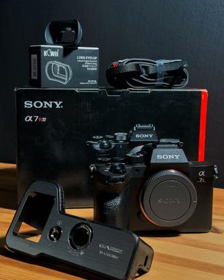 Sony A7R IV - Come Nuova + accessori
