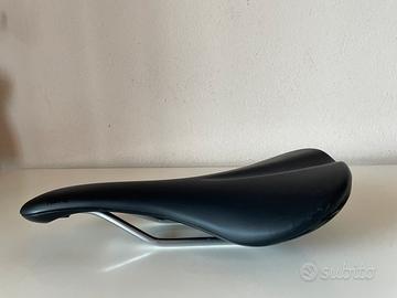 Fabric  scoop sella gravel/mtb