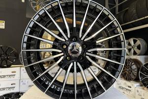 Cerchi Mercedes raggio 18 NUOVI cod.23982