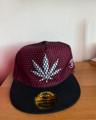 Cappello snapback stampa foglia di marijuana