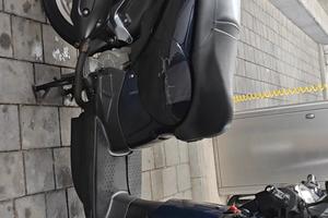 Aprilia Scarabeo 200 ie light 