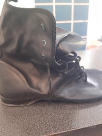 Conveniente STOK 20 paia di scarpeNUOVE di pelle