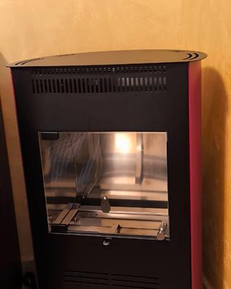 Stufa ventilata a bioetanolo Ruby