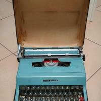 Macchina da scrivere Olivetti Lettera 32