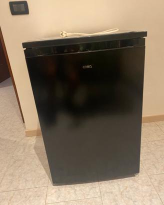 Congelatore verticale Chiq 90L
