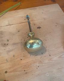 Pomello in ottone per porta