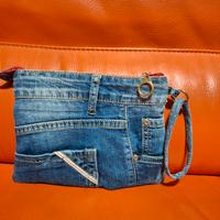 pochette in jeans fatta a mano