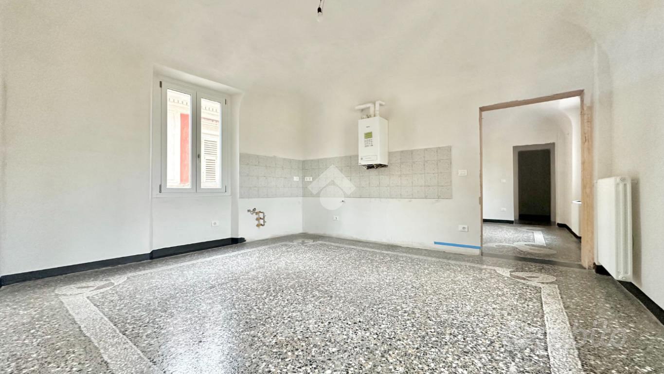 3 LOCALI A NOVI LIGURE - Altro
