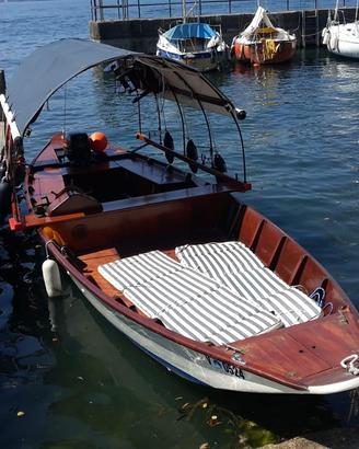 barca storica dei pescatori del lago maggiore
