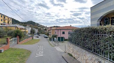 2 vani con TERRAZZO libero da subito zona Muggiano