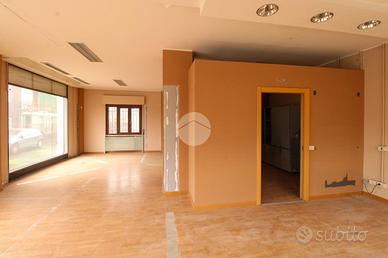 UFFICIO A CANONICA D'ADDA