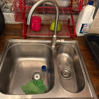Lavandino ikea con rubinetto