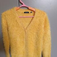 Cardigan bambina giallo morbido