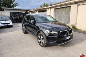 VOLVO XC40 2.0 D 150CV Geartronic Momentum